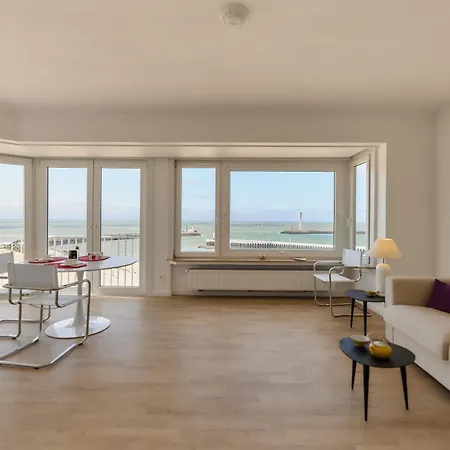 Lecomte - The Shoreline Ocean View 48 Остенде
